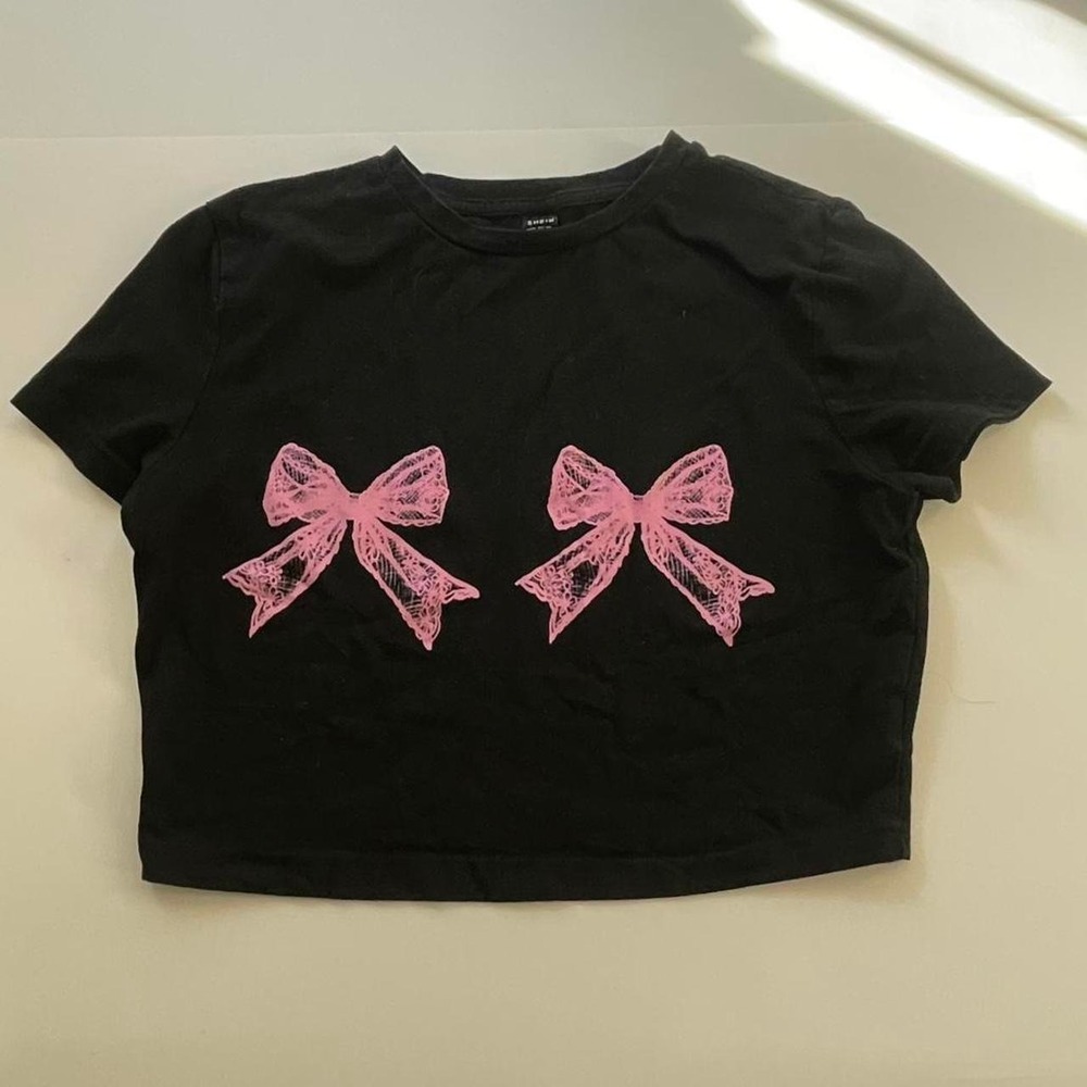 SHEIN black crop top with pink bows